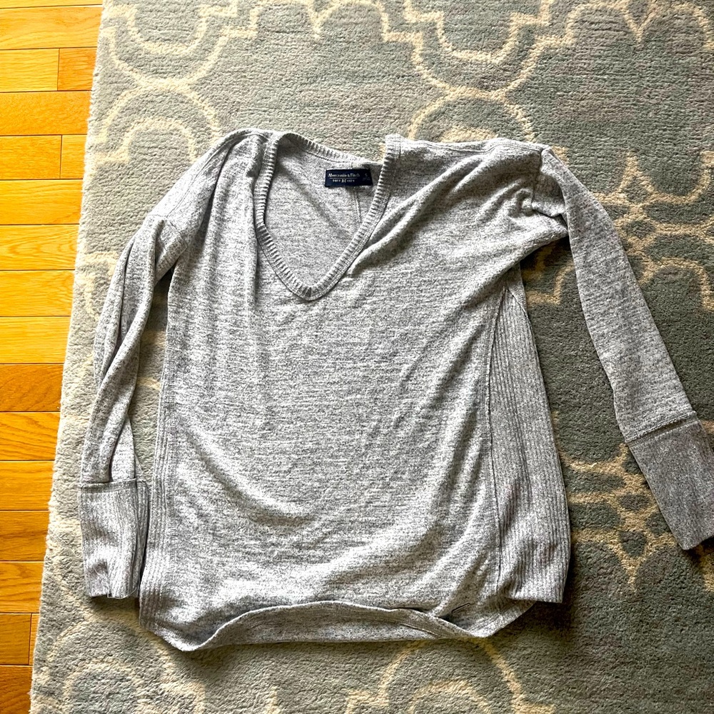 Abercrombie and fitch sweater